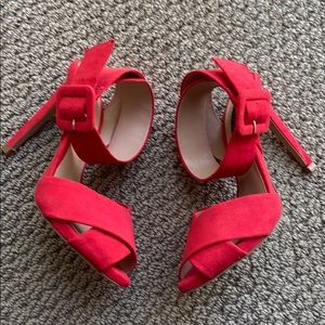 Zara heels practically new & in terrific condition